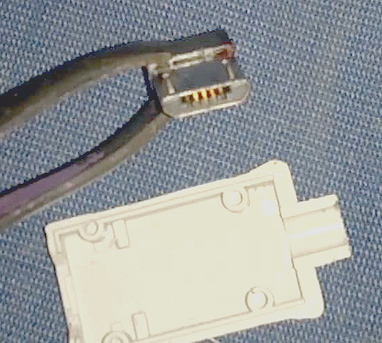 Ramdileo (Venta Online) --> Ficha Micro USB macho para soldar y armar (Micro USB .. compatible con USB 1.0, 1.1 y 2.0)